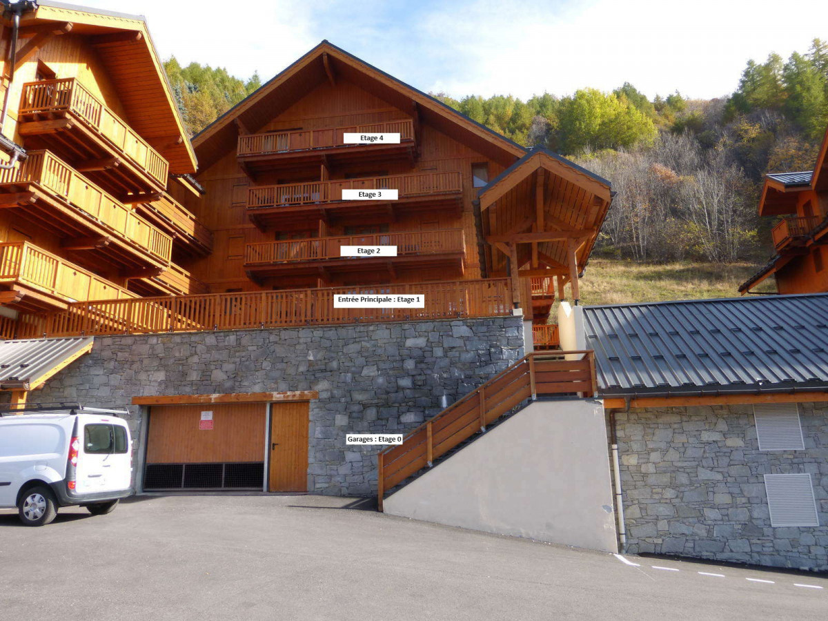 VUE 2 CAMPANULE CHALETS DE LA VALLEE D'OR - VALLOIRE LES CHARBONNIERES - VALLOIRE RESERVATIONS