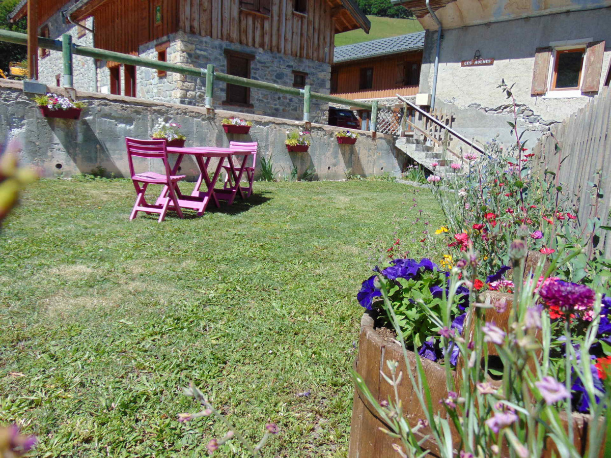 VUE 7 JARDIN LES AULNES - SÉJOUR MONTAGNE - VALLOIRE