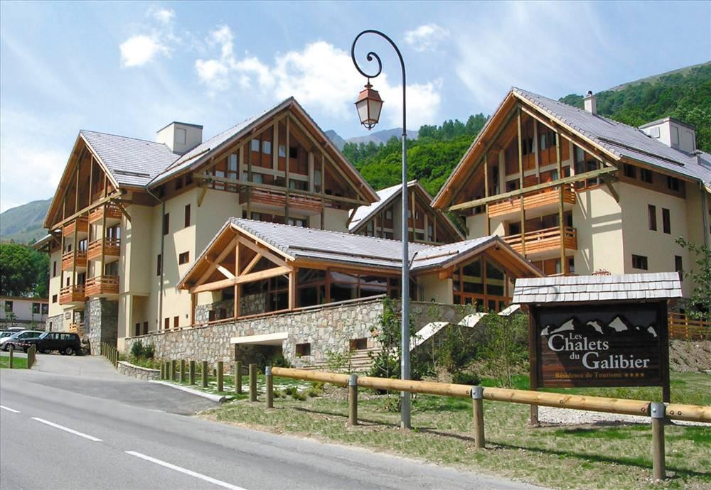 VUE 2 LES CHALETS DU GALIBIER II ETE - VALLOIRE MOULIN BENJAMIN - VALLOIRE RESERVATIONS