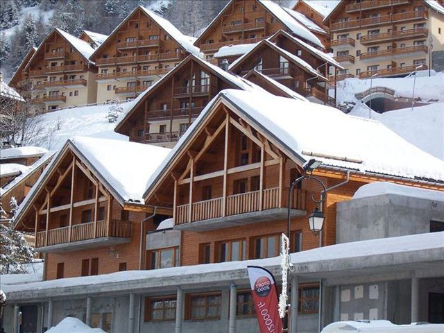 VUE 1 LES CHALETS D'ADRIEN - VALLOIRE CENTRE - VALLOIRE RESERVATIONS