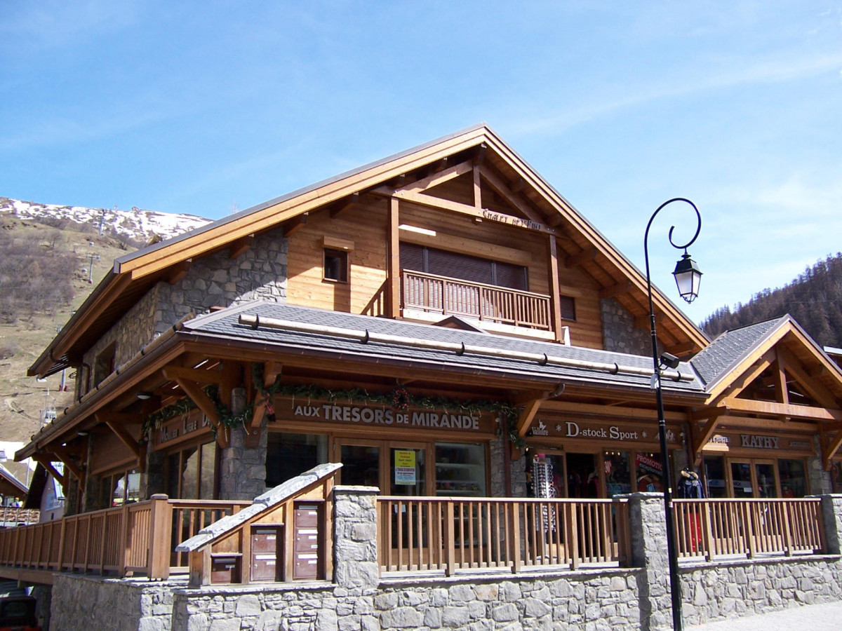 VUE 2 CHALET LES PINS - VALLOIRE CENTRE - VALLOIRE RESERVATIONS