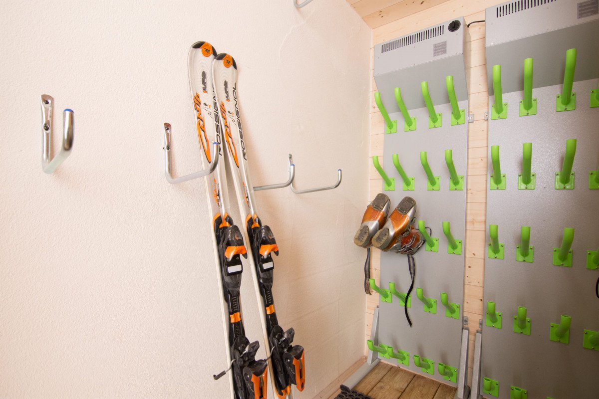 LOCAL A SKIS SECHE-CHAUSSURES CHALET LE SANDEMA - SEJOUR SKI - CHALET LE SANDEMA - VALLOIRE