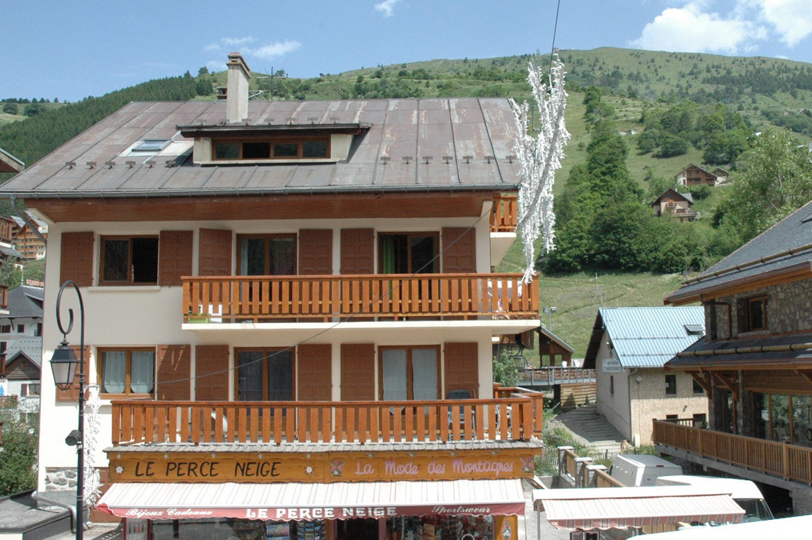 VUE 2 LE PERCE NEIGE - VALLOIRE CENTRE - VALLOIRE RESERVATIONS