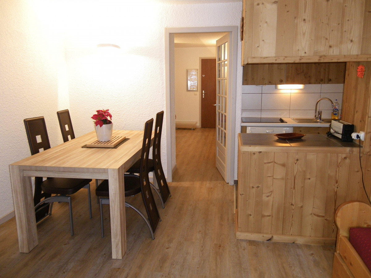 COIN REPAS  APPARTEMENT LE PRAZ 14 - VALLOIRE CENTRE