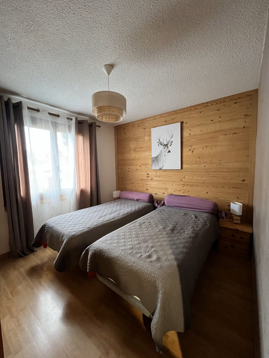 CHAMBRE - APPARTEMENT CRET DE PERE N°3 - VALLOIRE CENTRE - VALLOIRE RESERVATIONS