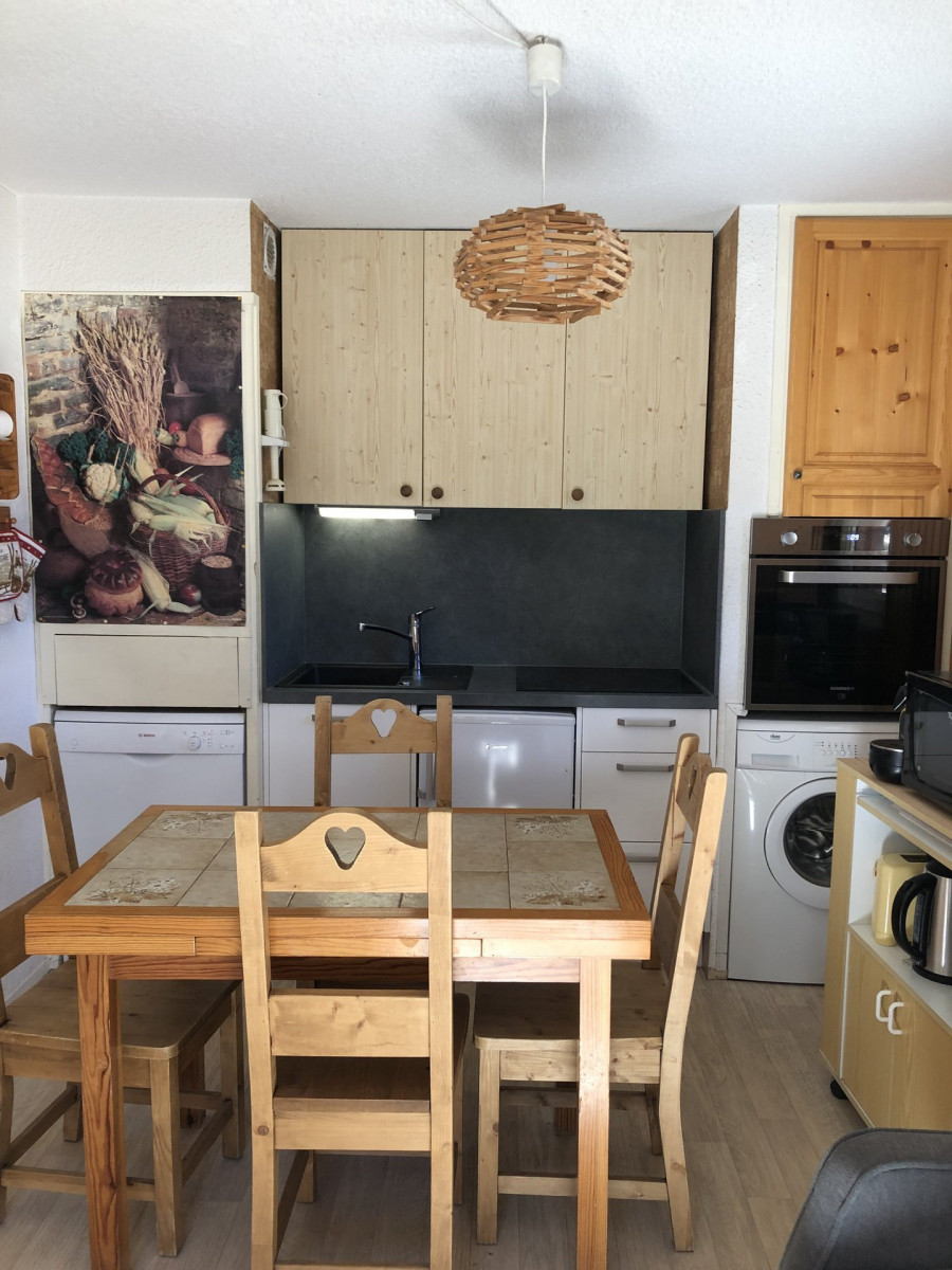 COIN REPAS - APPARTEMENT CARENE 13 - VALLOIRE CENTRE