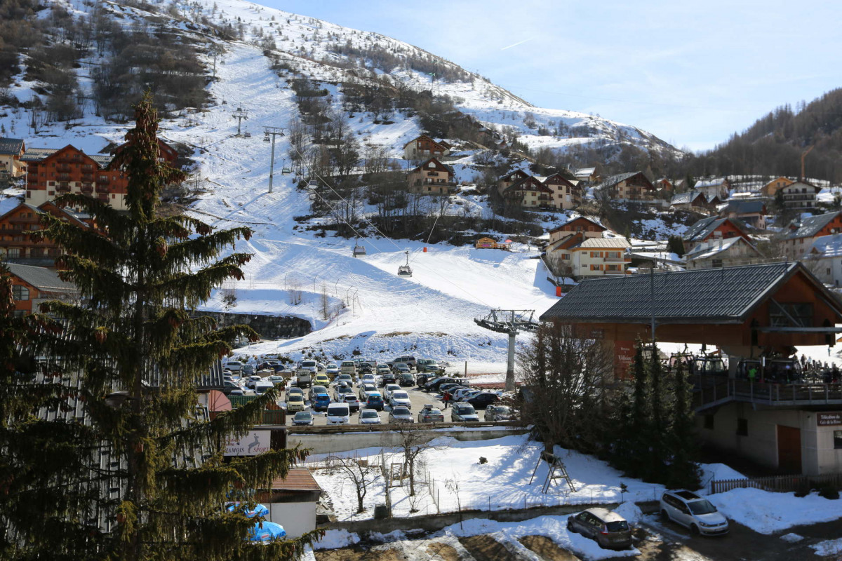 VUE BALCON - APPARTEMENT ROYAL NEIGE 19 - VALLOIRE CENTRE