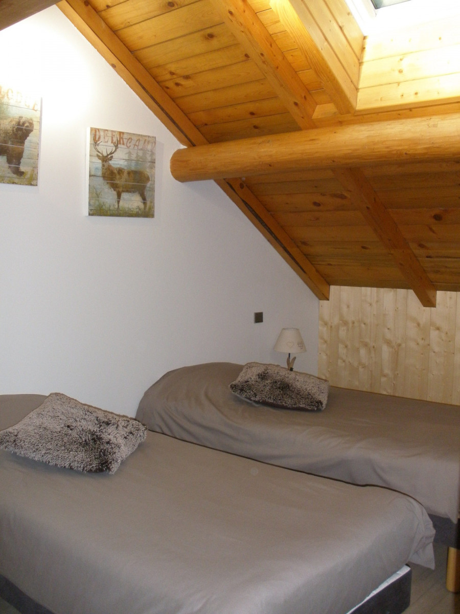 CHAMBRE - APPARTEMENT CHALET ANTARES - VALLOIRE CENTRE