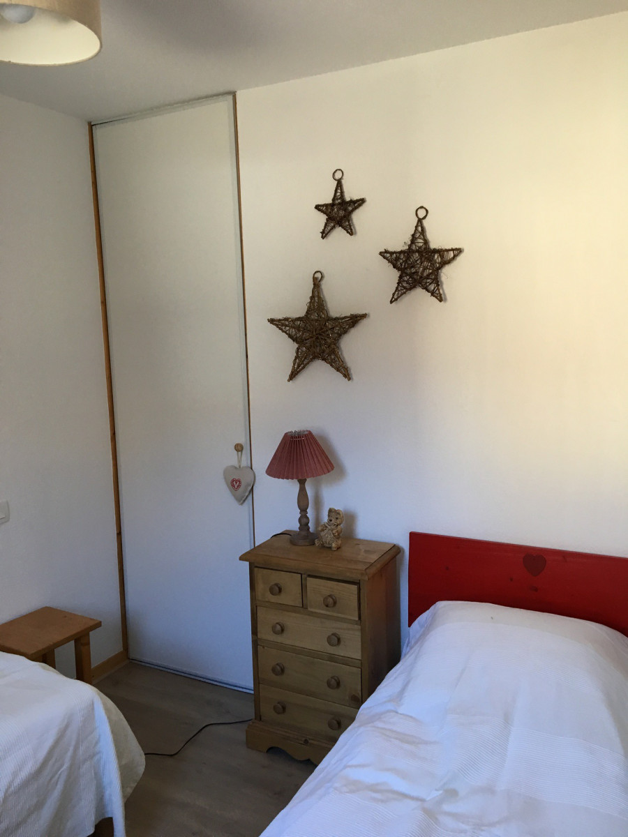 CHAMBRE -  APPARTEMENT ARVETTE N°3 - LE PONTET