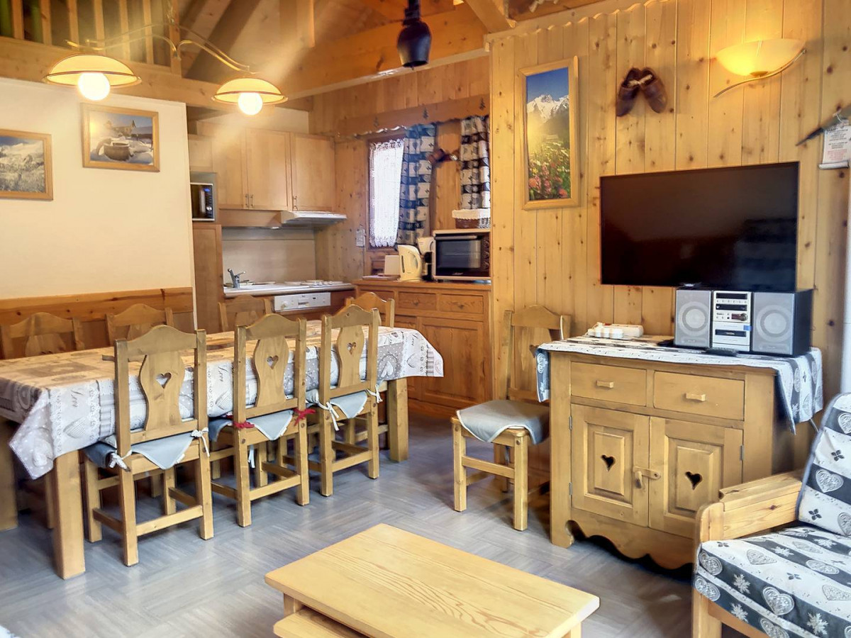 SALON - APPARTEMENT - CHALET DE TIGNY ANCOLIE A7- VALLOIRE CENTRE- VALLOIRE RESERVATIONS