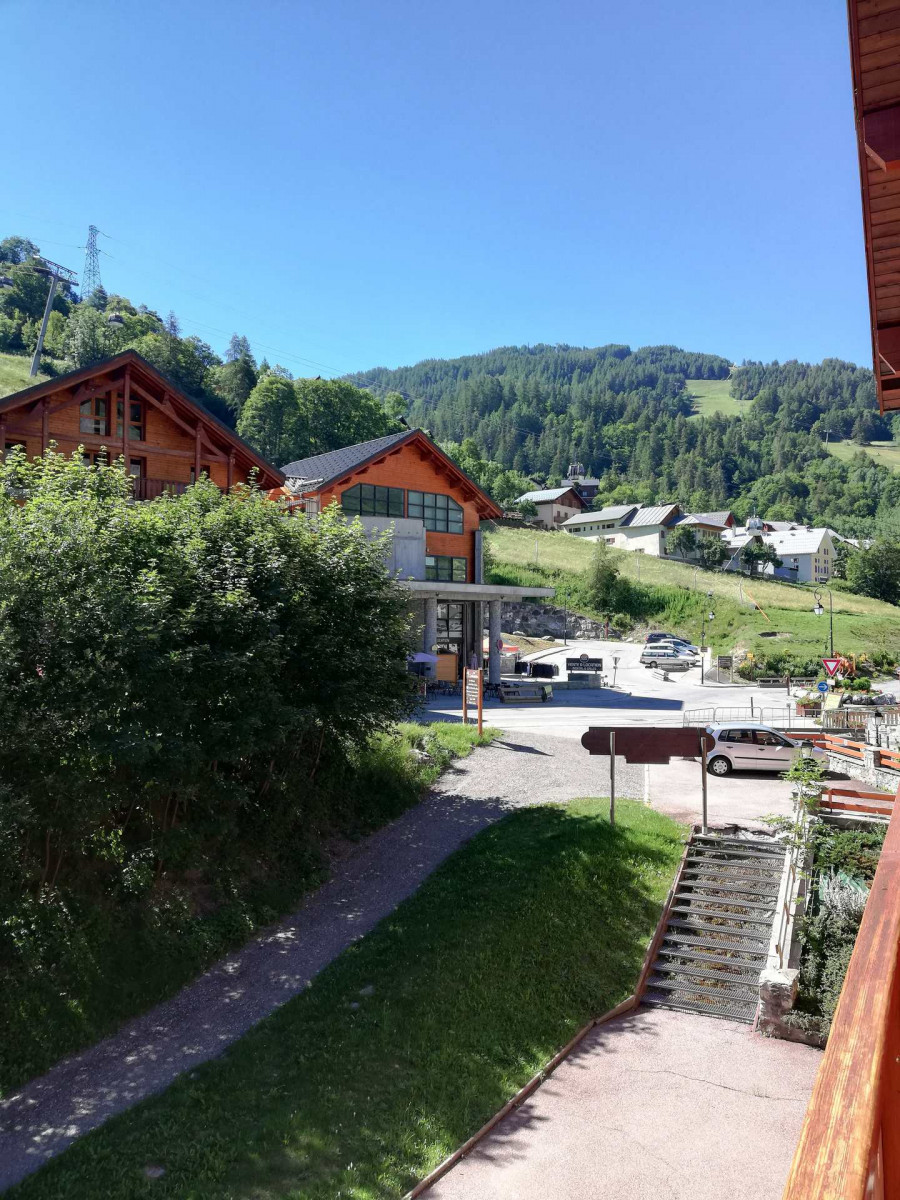 VUE - APPARTEMENT ROCHECHATEAU 27 - VALLOIRE CENTRE