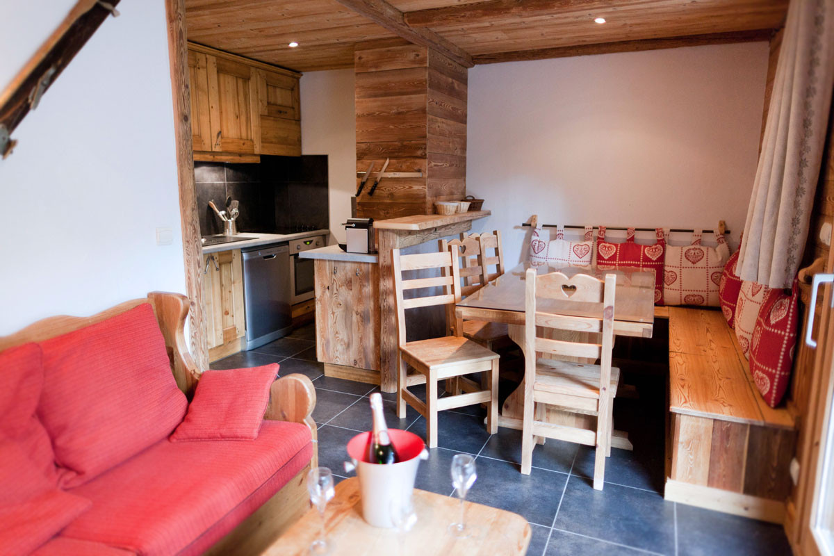 SEJOUR - APPARTEMENT LES ALPAGES D'AUGUSTE OURRA - VALLOIRE CENTRE - VALLOIRE RESERVATIONS