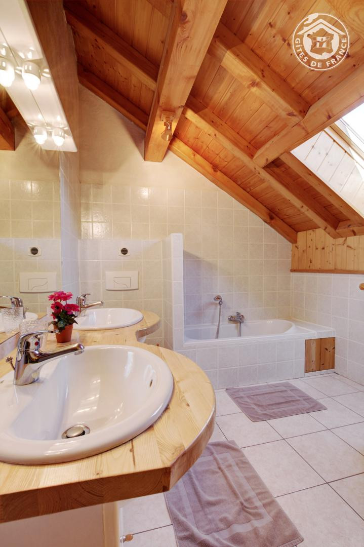 SALLE DE BAINS - CHALET EAU ROUGE - VALLOIRE LES VERNEYS