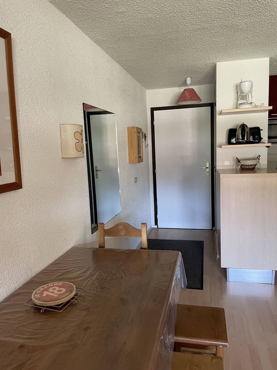 SALLE A MANGER - APPARTEMENT PLAN SOLEIL C22 - VALLOIRE LA GRAND VY