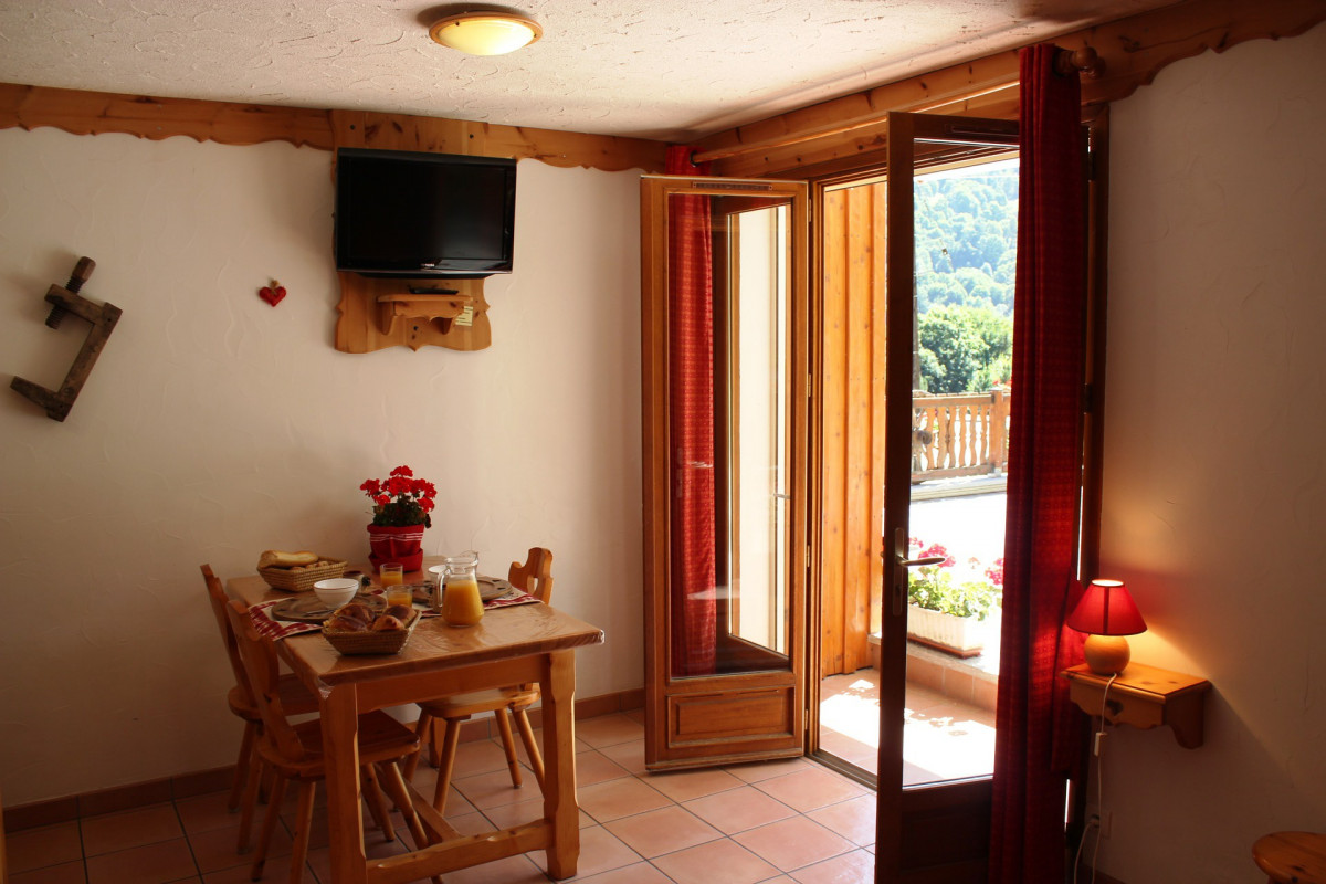 SEJOUR - CHALET LES ANCOLIES APPARTEMENT MYOSOTIS - VALLOIRE LES CLOTS - VALLOIRE RESERVATIONS