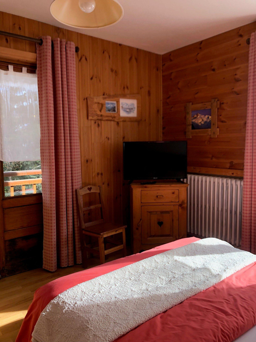 CHAMBRE - APPARTEMENT RIO BENOIT- VALLOIRE LA BORGE