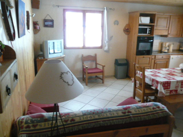 SALON - APPARTMENT FOURCHU CHALET LES AIGUILLES - VALLOIRE LES CLOTS - VALLOIRE RESERVATIONS