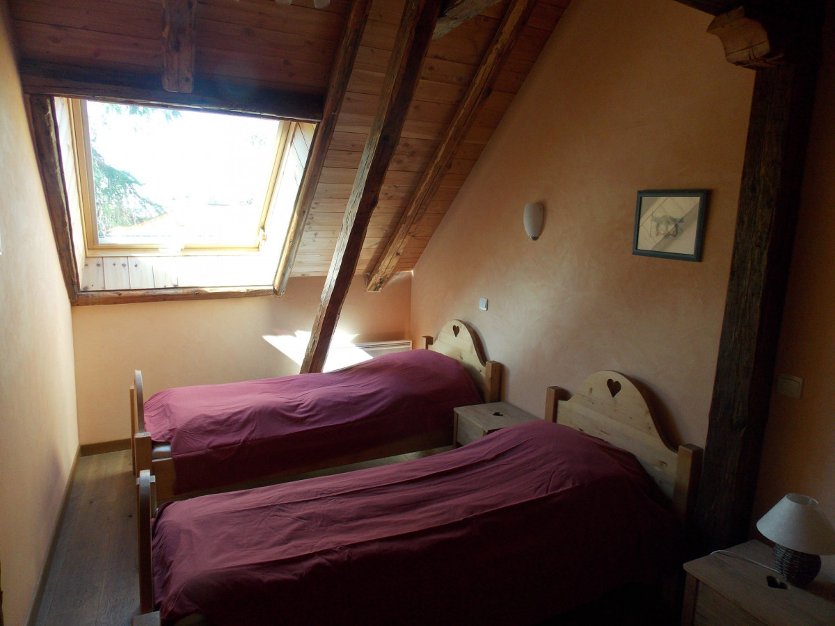 CHAMBRE - APPARTEMENT CHEZ PIERRE ALP DE VIRGILE  - VALLOIRE LES VERNEYS