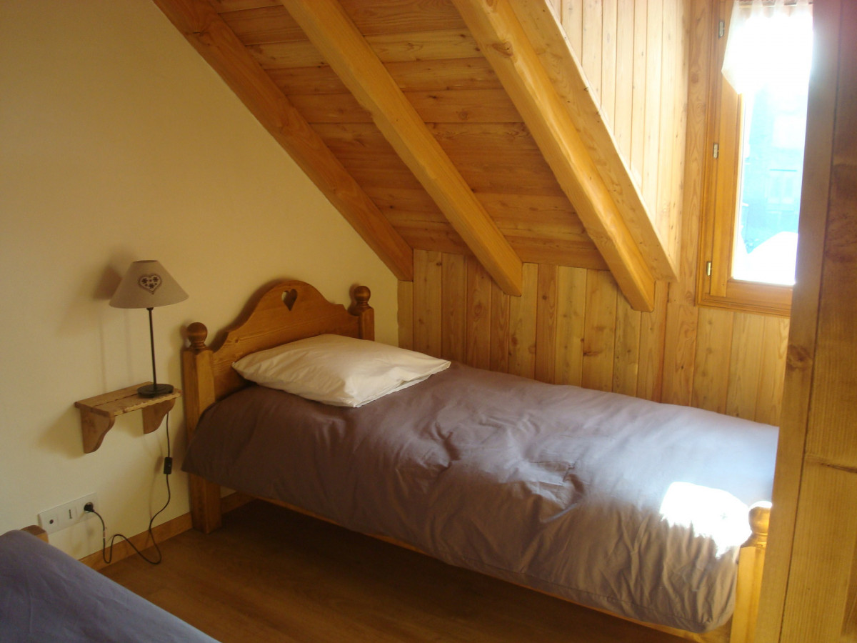 CHAMBRE - APPARTEMENT CHEZ JUSTE FERME DES MOULINS-VALLOIRE LES VERNEYS