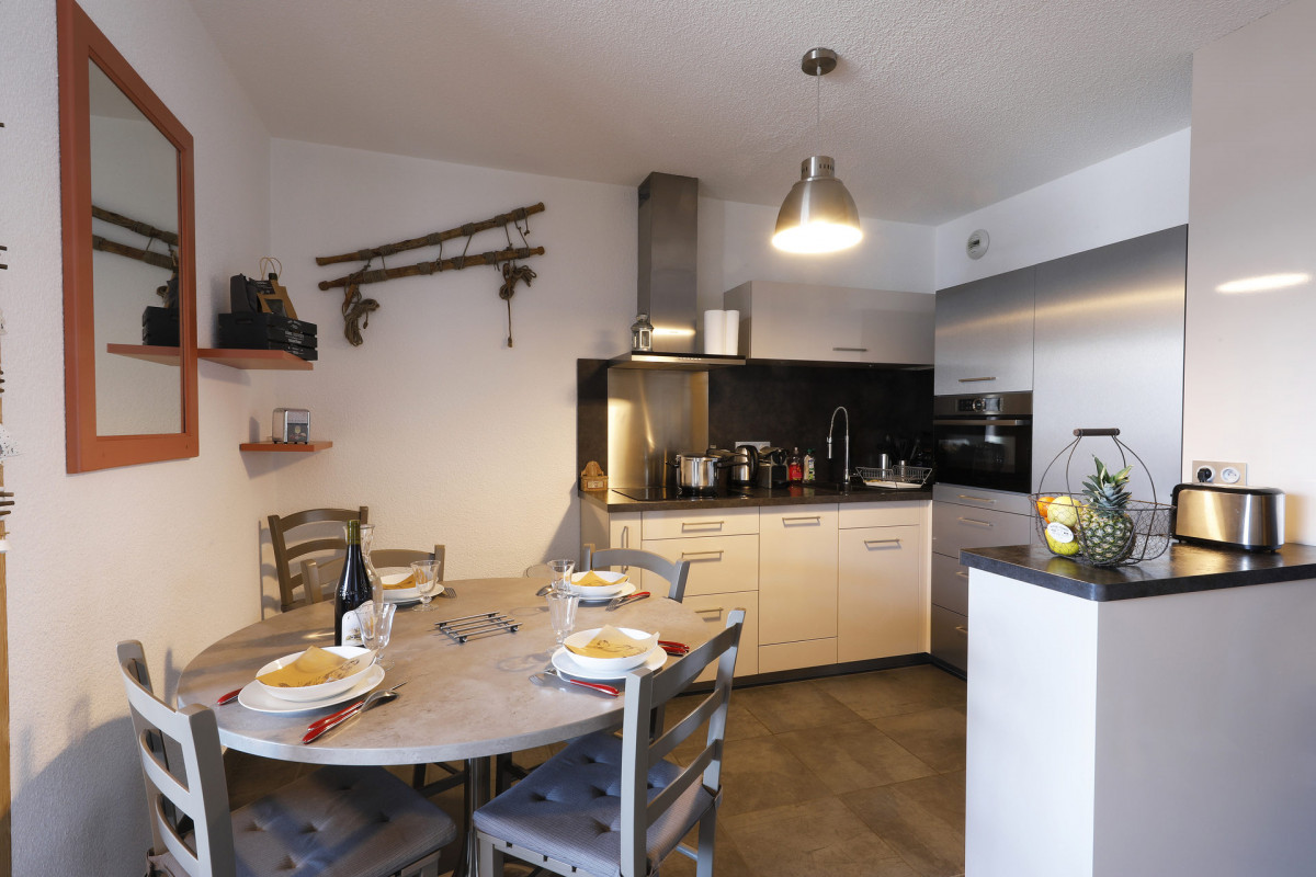 CUISINE - APPARTEMENT ROCHES FLEURIES B1 - VALLOIRE CENTRE