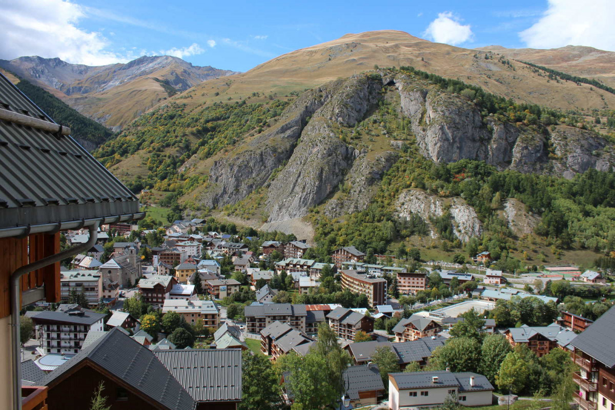 VUE ETE - APPARTEMENT CHALETS DE VALORIA DOLOMIE 31 - LES CHARBONNIERES VALLOIRE