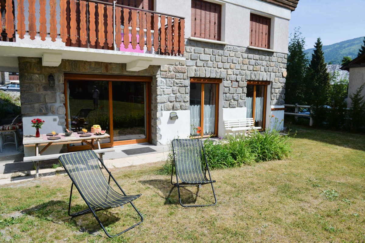 TERRASSE - CHALET LES GENTIANES APPARTEMENT RDJ - VALLOIRE CENTRE