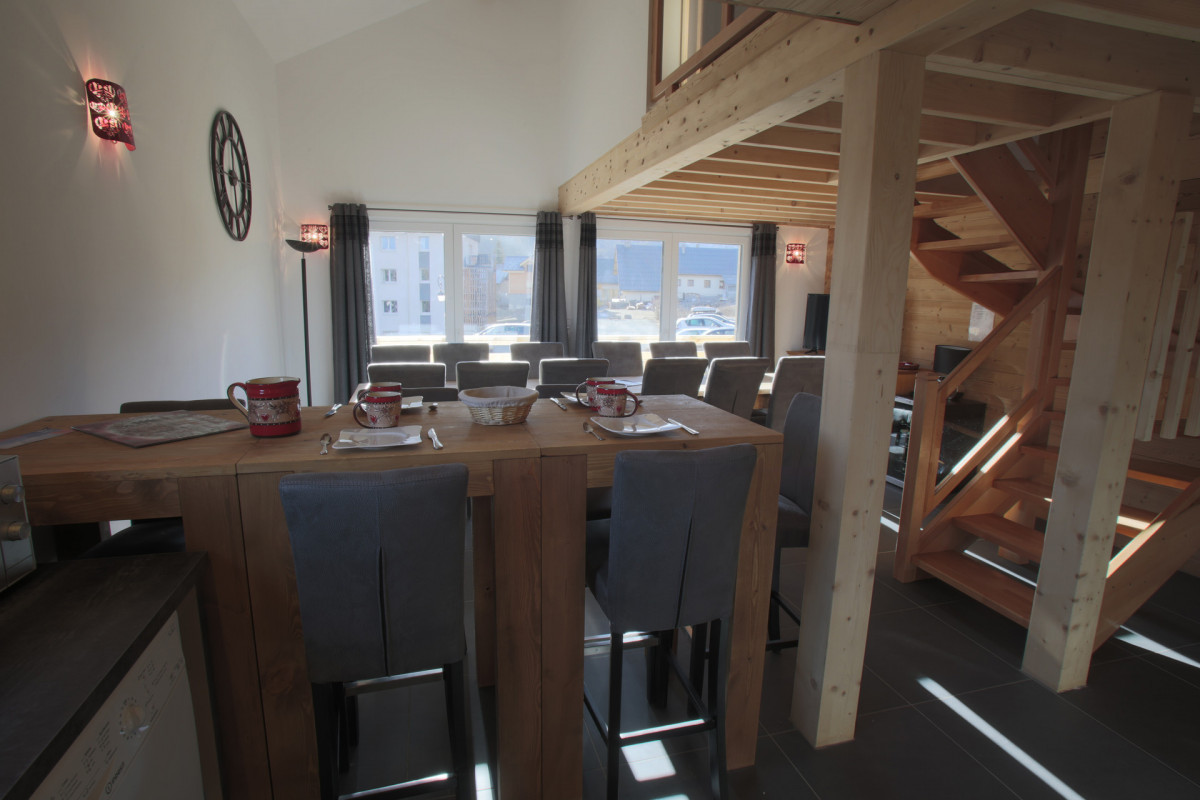 COIN REPAS - APPARTEMENT CHALET GRAND GALIBIER N°2- VALLOIRE LES VERNEYS