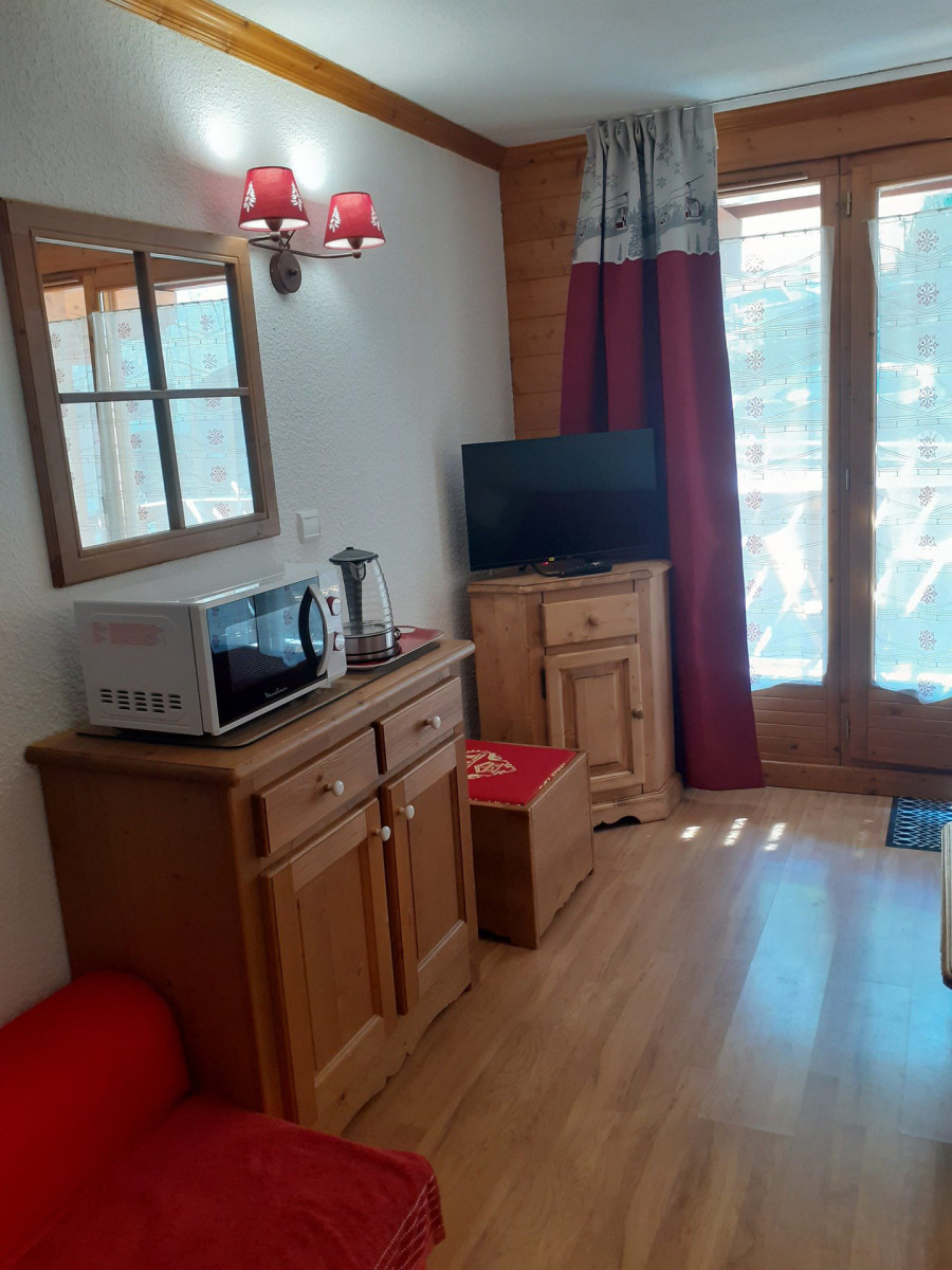 SALON - GENTIANE 305 - APPARTEMENT HAMEAU DE LA VALLEE D'OR - LES CHARBONNIERES VALLOIRE