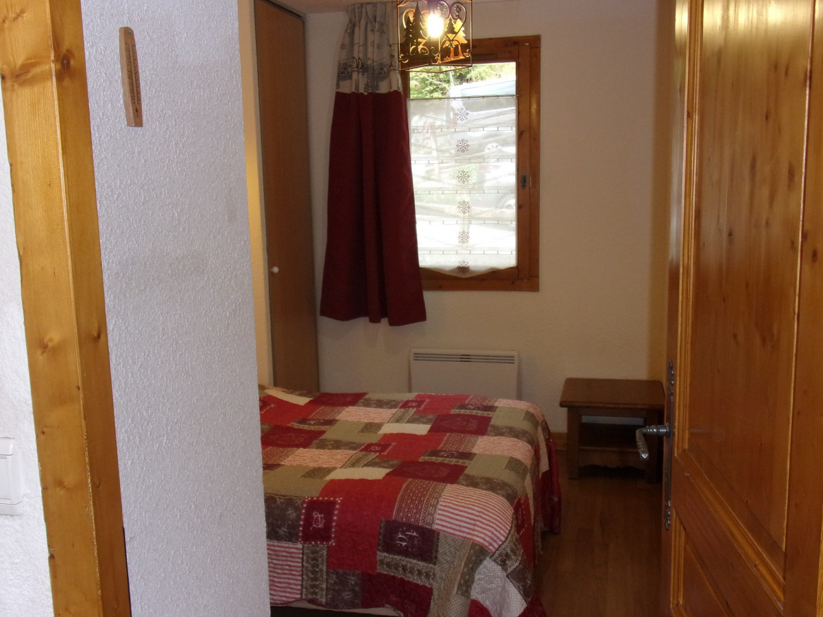 CHAMBRE - GENTIANE 305 - APPARTEMENT HAMEAU DE LA VALLEE D'OR - LES CHARBONNIERES VALLOIRE