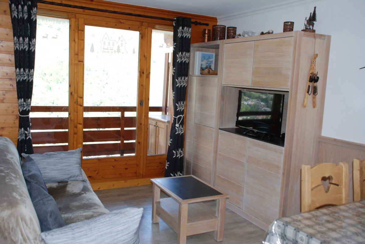 SALON - APPARTEMENT CHALETS DE LA VALLEE D'OR EDELWEISS 101 - LES CHARBONNIERES VALLOIRE - VALLOIRE RESERVATIONS