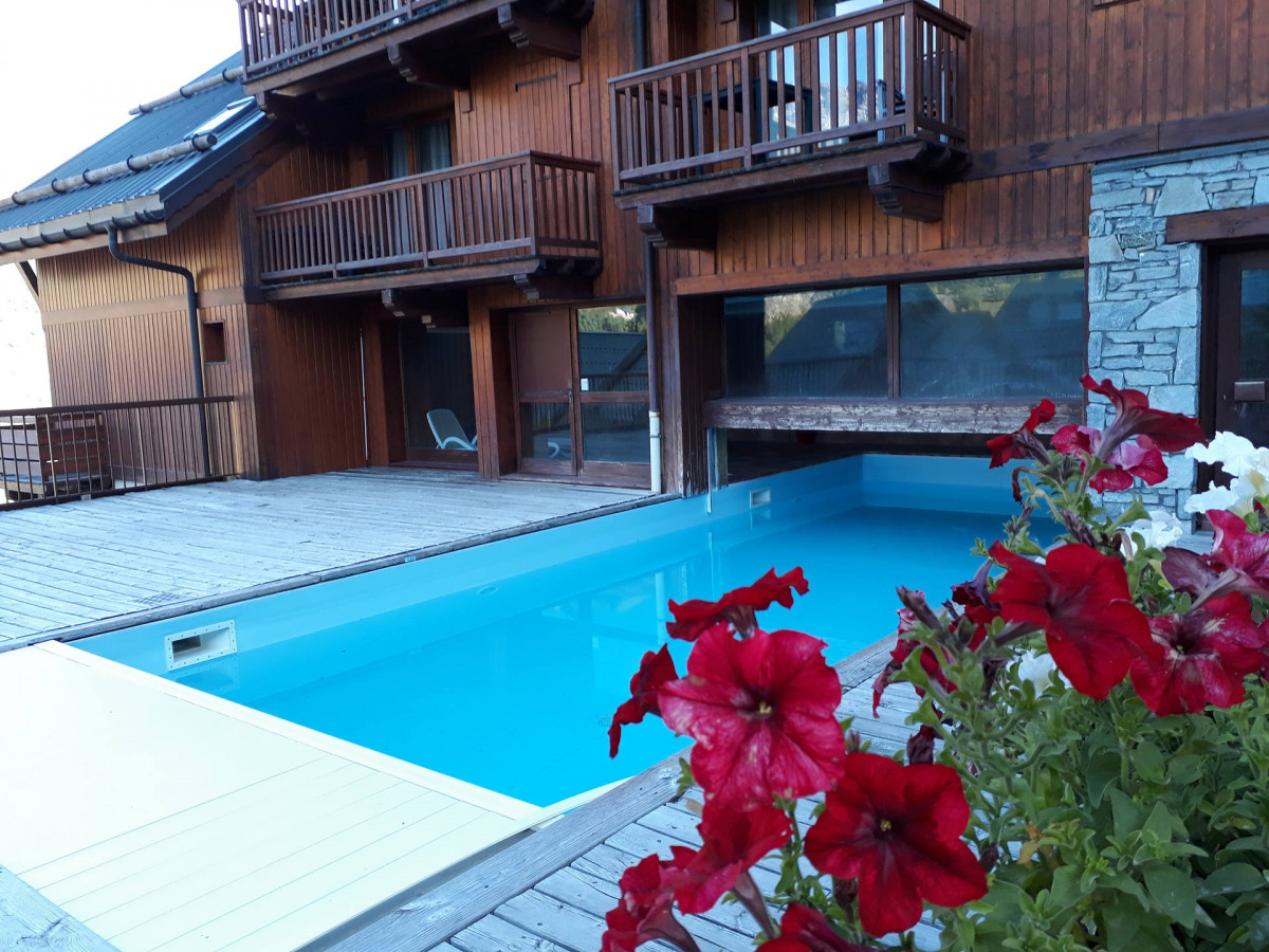 PISCINE - APPARTEMENT CHALETS DE LA VALLEE D'OR EDELWEISS 207 - CHARBONNIERES VALLOIRE