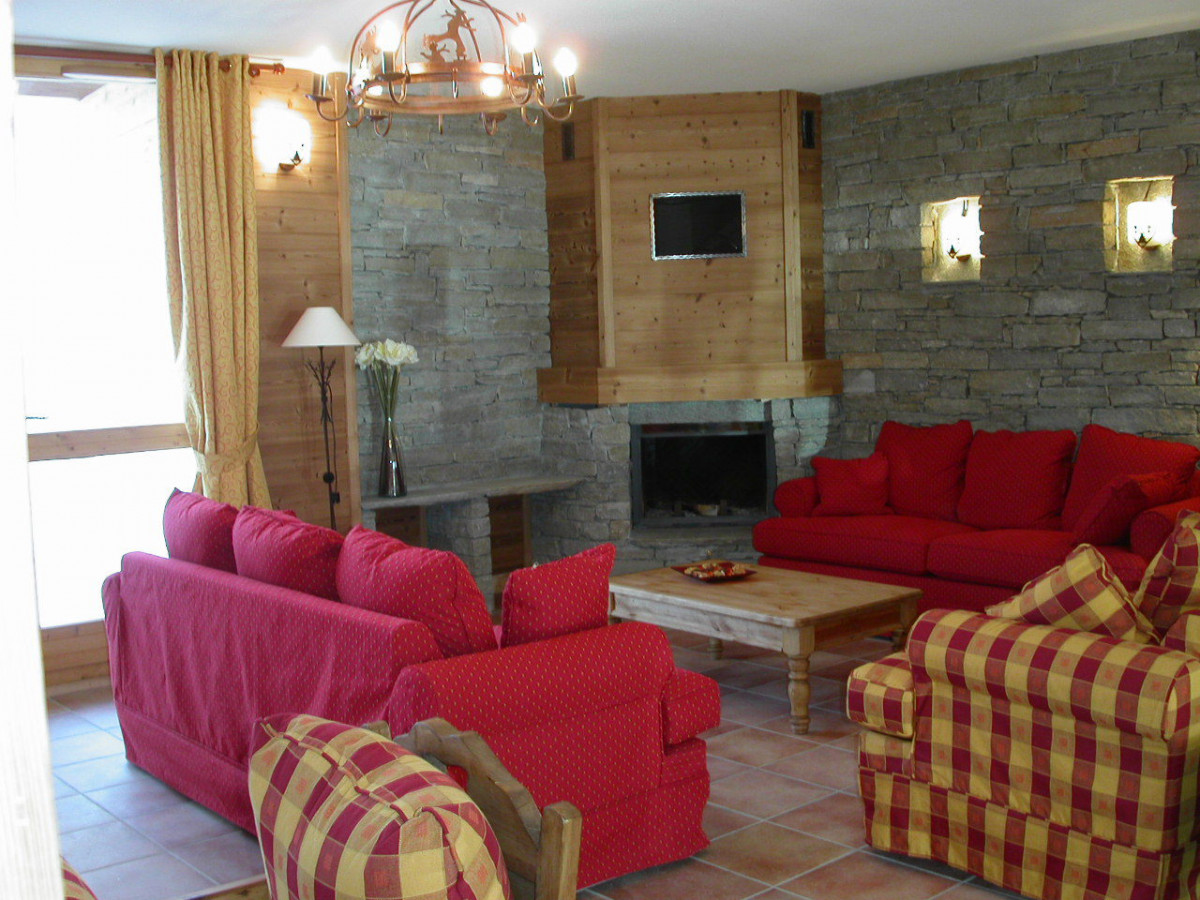 SALON RESIDENCE - APPARTEMENT CHALETS DE LA VALLEE D'OR EDELWEISS 207 - CHARBONNIERES VALLOIRE