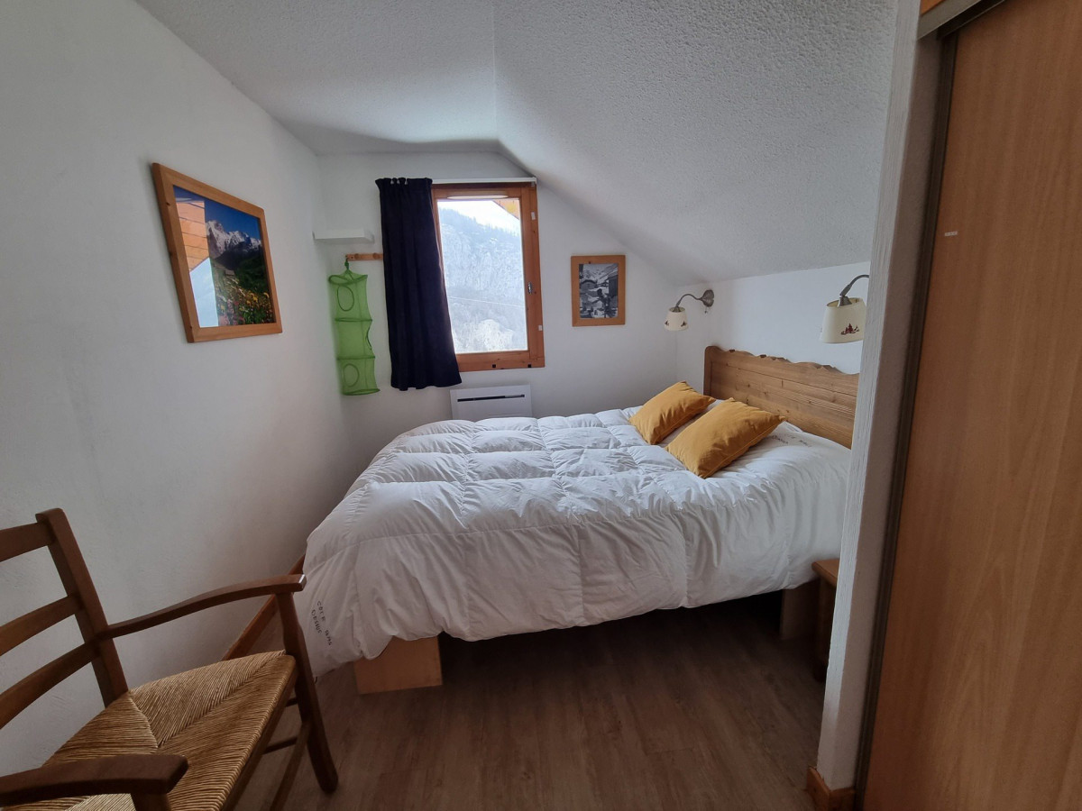 CHAMBRE - APPARTEMENT CHALETS DE LA VALLEE D'OR EDELWEISS 100 - LES CHARBONNIERES VALLOIRE