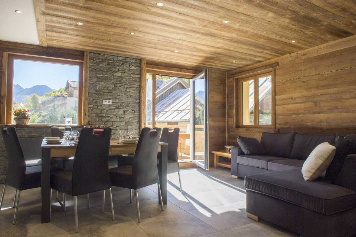 SALON - APPARTEMENT LA ROSE DES VENTS 2 CRET ROND - VALLOIRE LE SERROZ - VALLOIRE RESERVATIONS