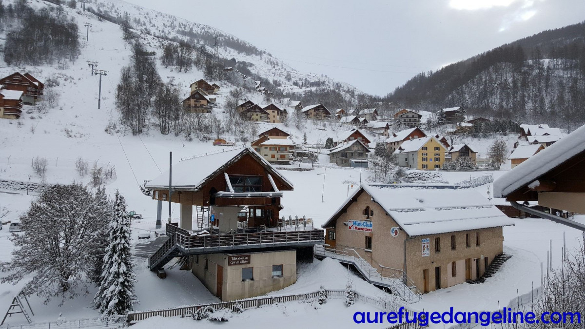 VUE HIVER - APPARTEMENT LA RESIDENCE REFUGE D'ANGELINE - VALLOIRE CENTRE