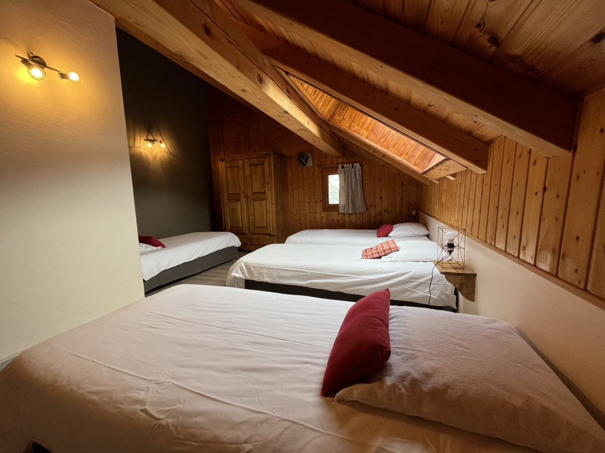 CHAMBRE  - APPARTEMENT LE PARPAILLON - VALLOIRE LES VERNEYS