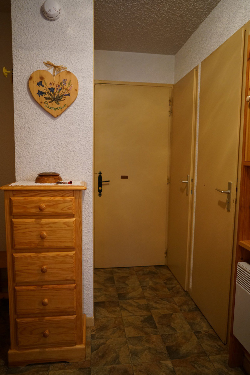 COULOIR- APPARTEMENT CHOSEAUX 402 - VALLOIRE CENTRE