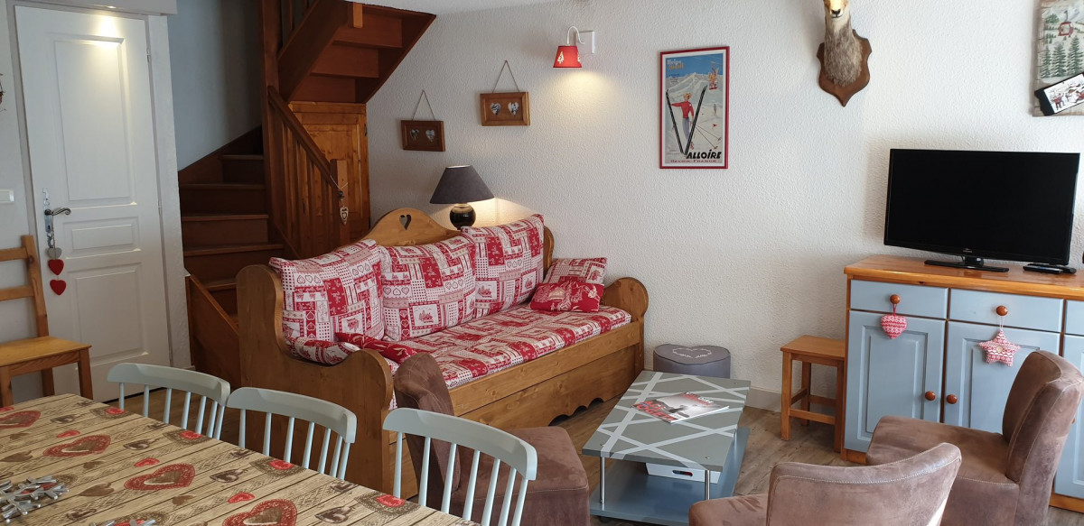 SALON - APPARTEMENT ROCHES FLEURIES B5 - VALLOIRE CENTRE - VALLOIRE RESERVATIONS