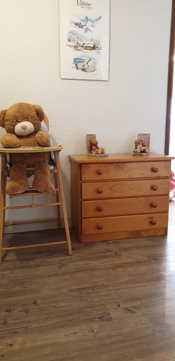 COMMODE - APPARTEMENT ROCHES FLEURIES B5 - VALLOIRE CENTRE