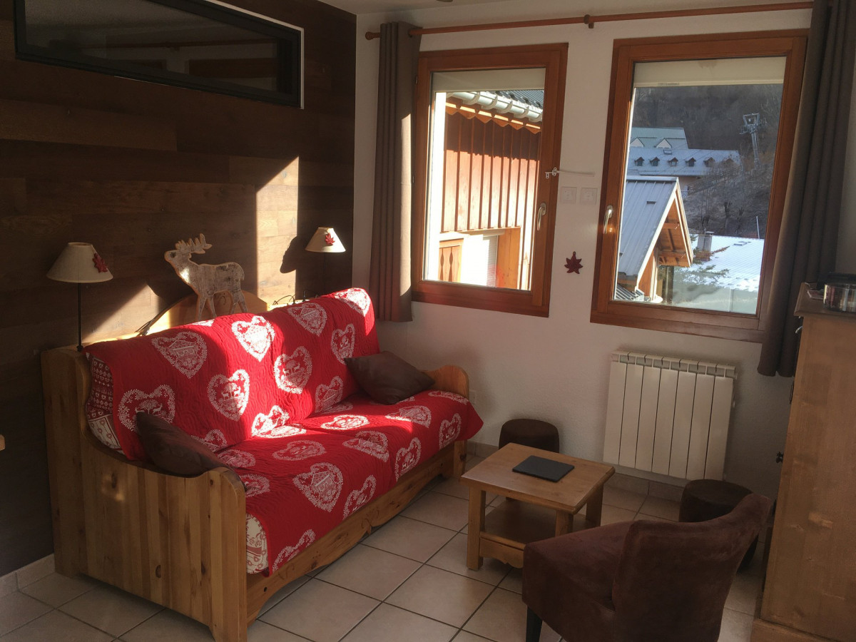 SALON - APPARTEMENT ROCHES FLEURIES B12 - VALLOIRE CENTRE - VALLOIRE RESERVATIONS