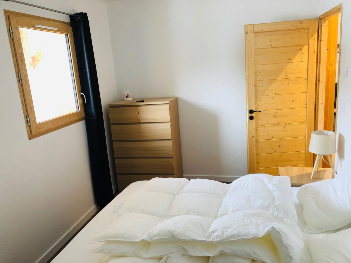 CHAMBRE - APPARTEMENT CHALET L'ALTA - VALLOIRE LE CRET DU SERROZ 