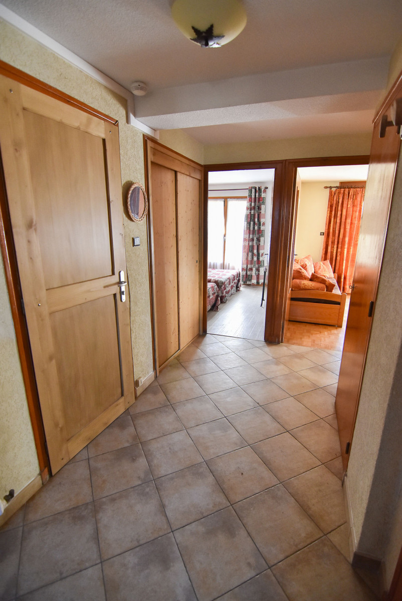 ENTREE - APPARTEMENT LES CHARDONNETS 01 - VALLOIRE CENTRE