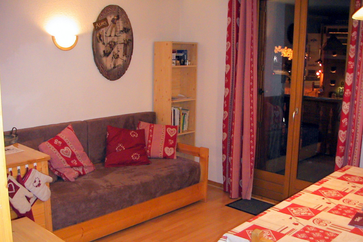 SALON - APPARTEMENT BON ACCUEIL 32 - VALLOIRE CENTRE - VALLOIRE RESERVATIONS