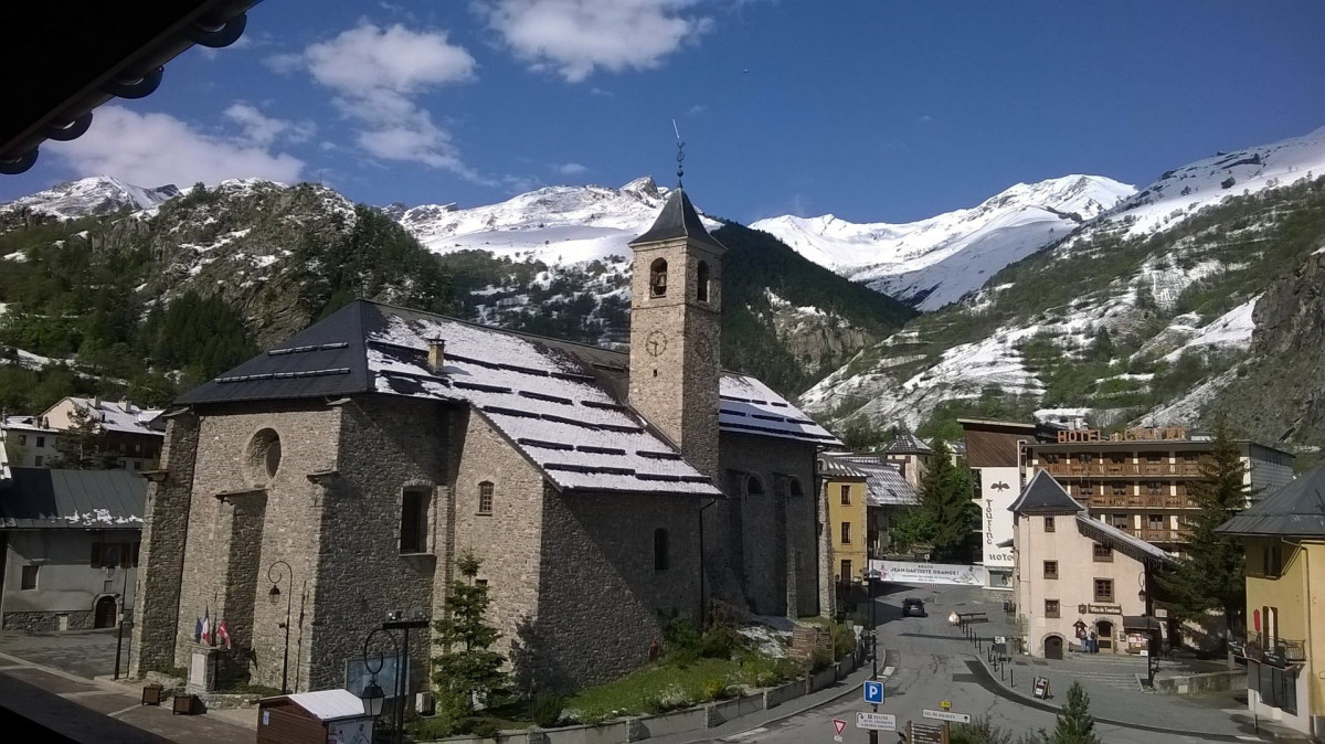 VUE DU BALCON - APPARTEMENT BON ACCUEIL 32 - VALLOIRE CENTRE