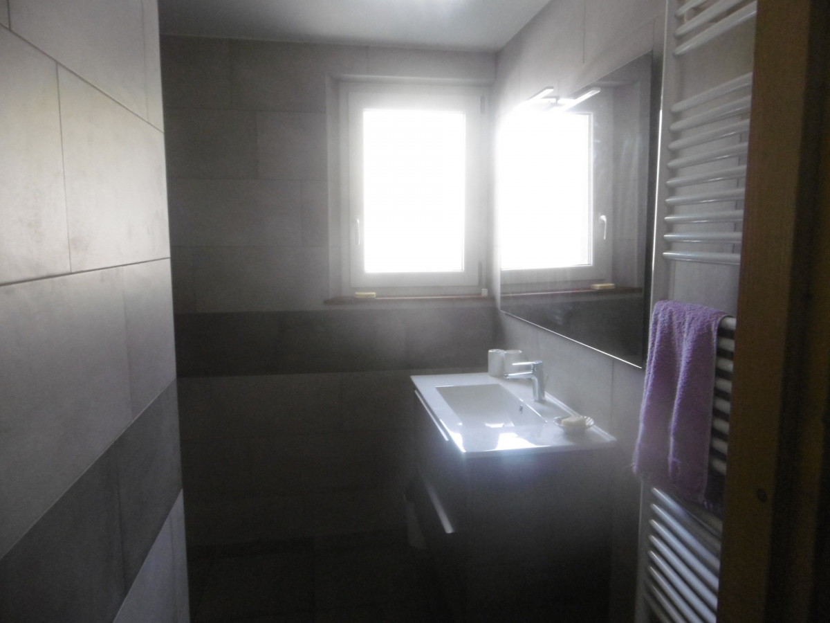 SALLE DE BAIN - APPARTEMENT LES LIGNIERES 1 -VALLOIRE CENTRE 