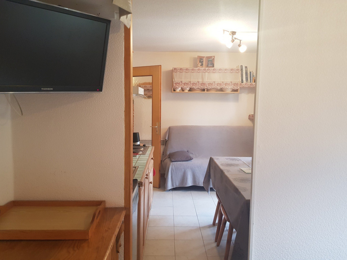 VUE CHAMBRE - APPARTEMENT BON ACCUEIL 31 - VALLOIRE CENTRE - VALLOIRE RESERVATIONS