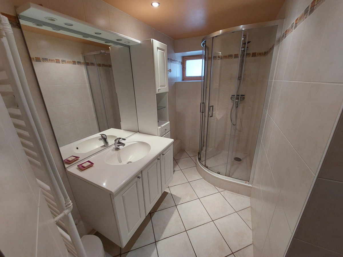 SALLE DE BAINS - APPARTEMENT MAGNIN SPORTS N°5 - VALLOIRE CENTRE