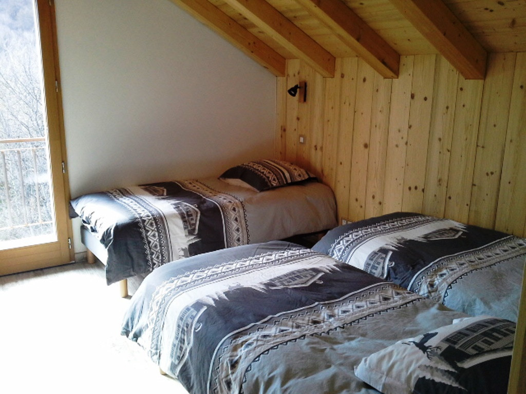 CHAMBRE 2 - CHALET LAMARTINE - LES CHOSEAUX VILLE VALLOIRE