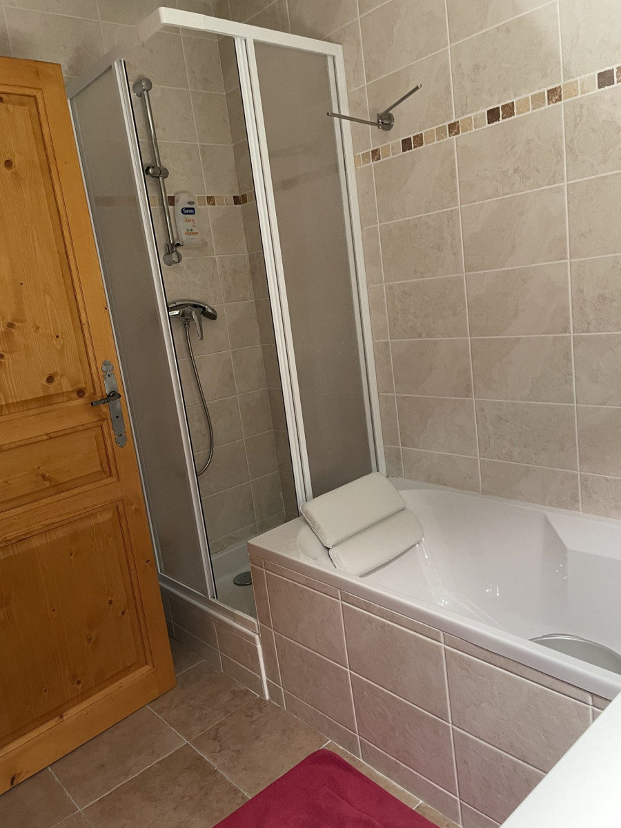 SALLE DE BAIN - APPARTEMENT GRAND VY A202 - GRAND VY VALLOIRE 