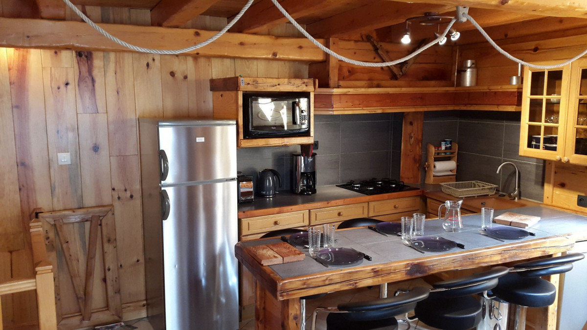 CUISINE - CHALET LE TAUHARA - VALLOIRE LES CLOTS -  VALLOIRE RESERVATIONS